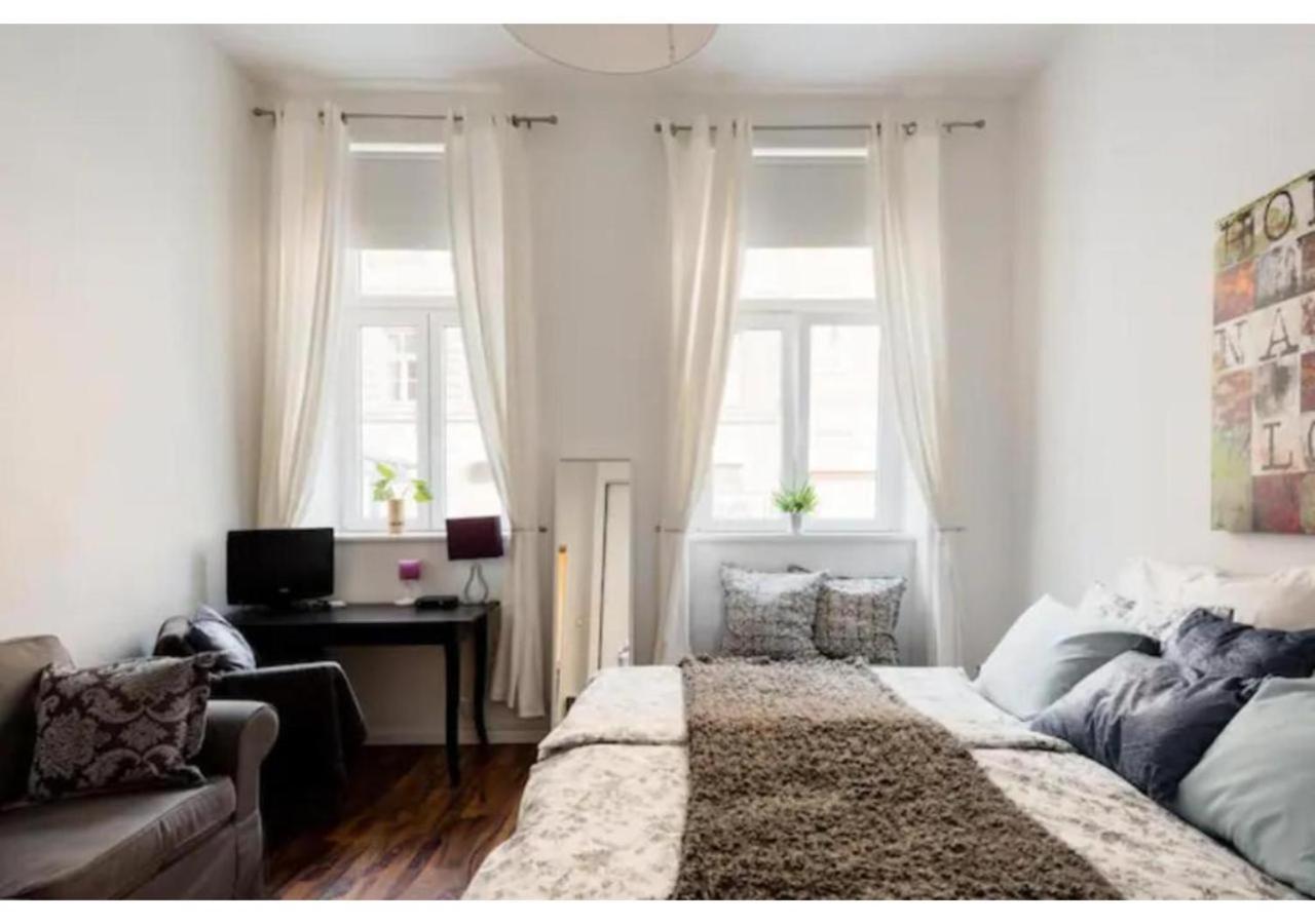 Luxurious And Bright, 5 Min To City Center Wien