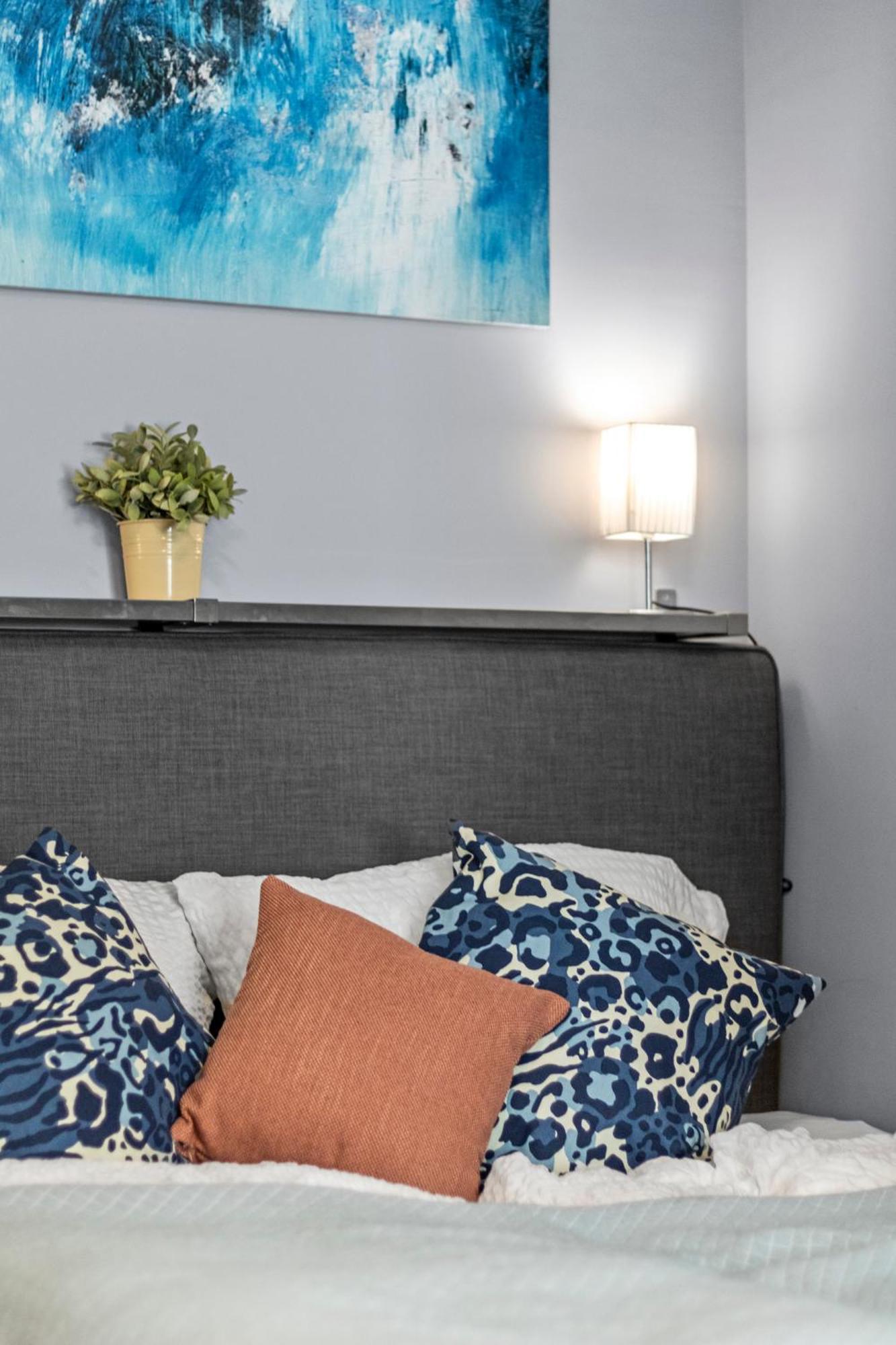 Luxurious And Bright, 5 Min To City Center Apartment Wien