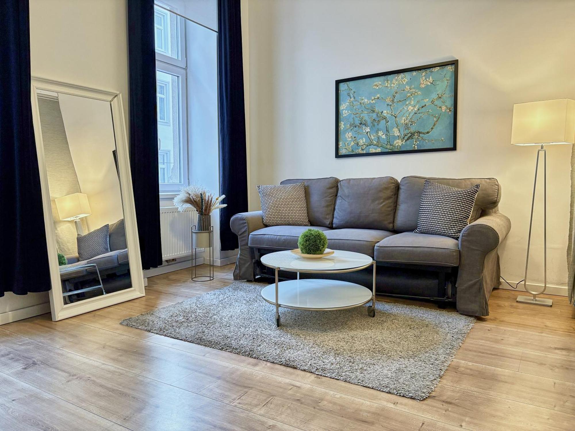 Luxurious And Bright, 5 Min To City Center Apartment Wien